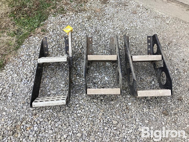 semi-side-steps-image-6