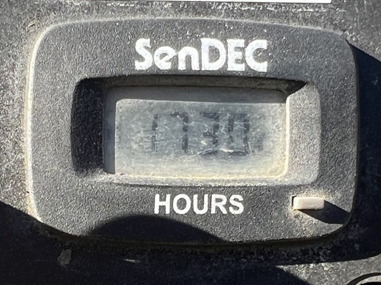 2011-gravely-proturn-48-image-23