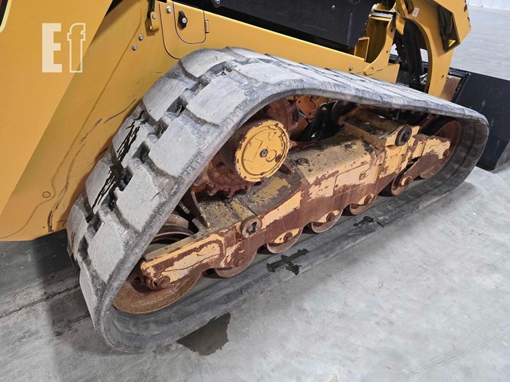 2020-caterpillar-289d3-image-23