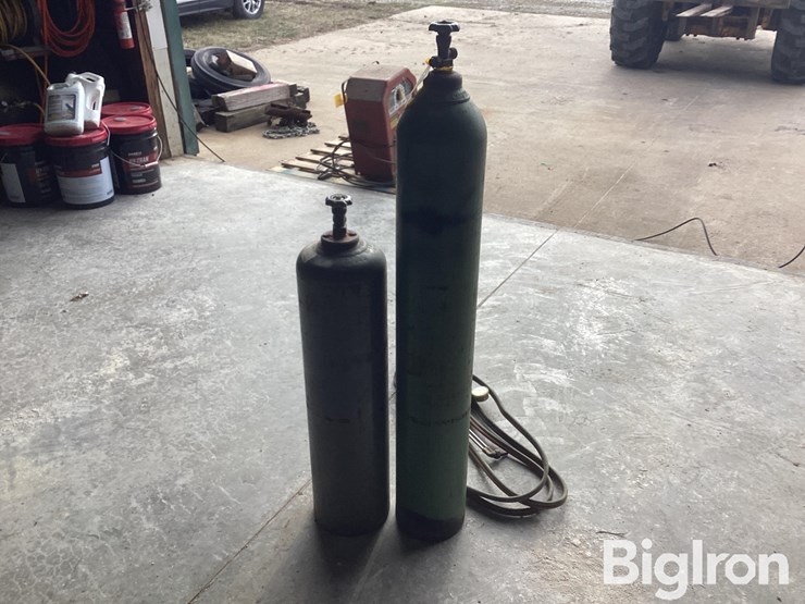 cutting-torch-w/-wheeled-cart-image-7