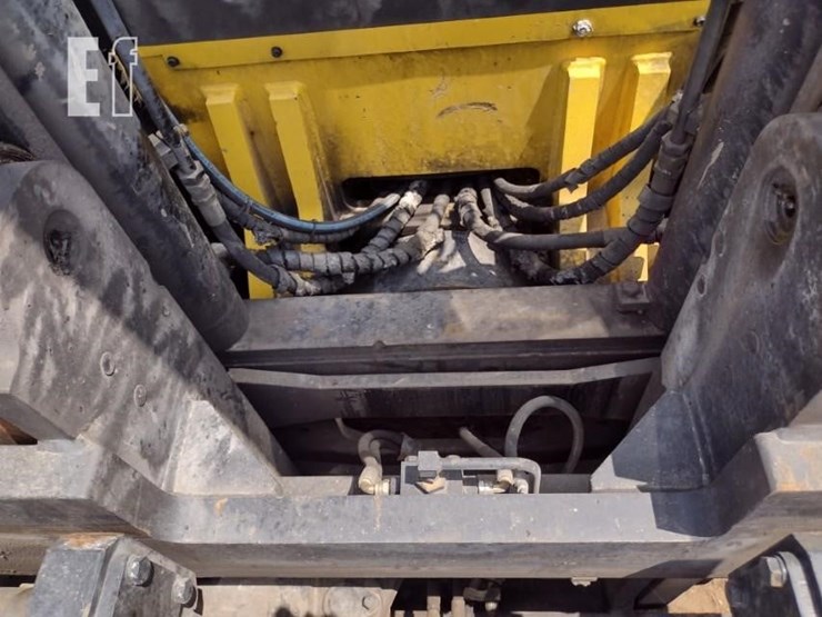 hyundai-110d-7e-image-16