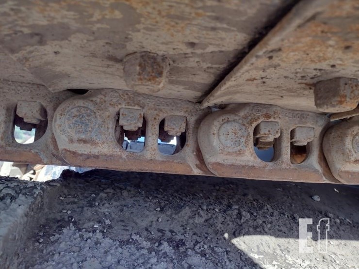 2012-hitachi-zx160-lc-3-image-37