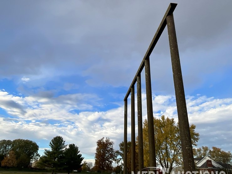 hay-rack-on-john-deere-running-gear-image-22