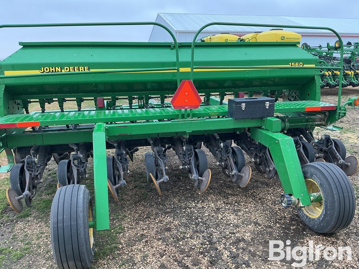 1999-john-deere-1560-image-6
