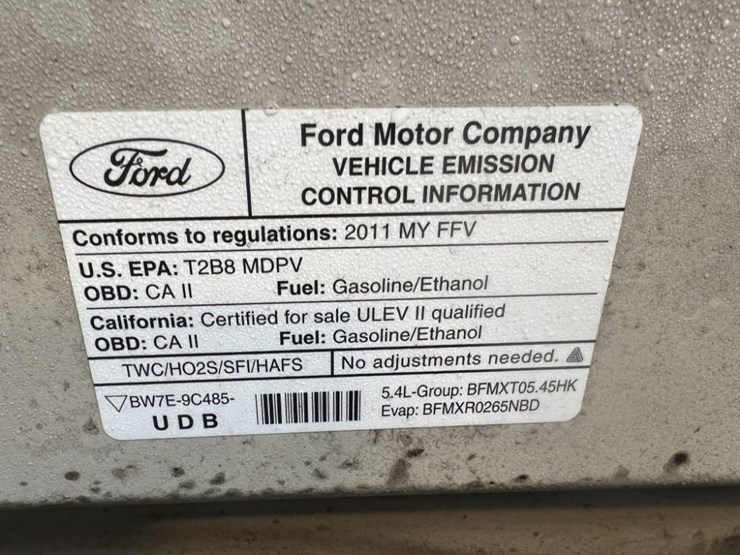 2011-ford-e350-image-13