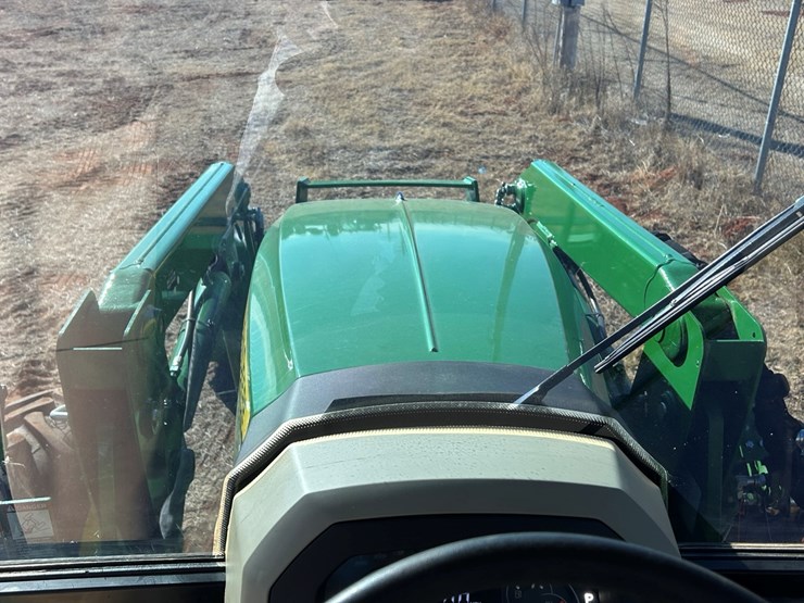 2020-john-deere-5100e-image-30