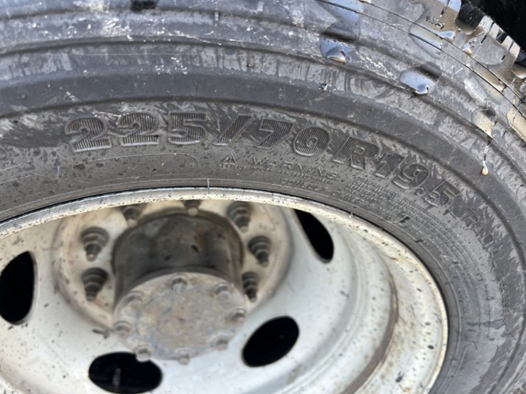 2008-ford-f550-image-18