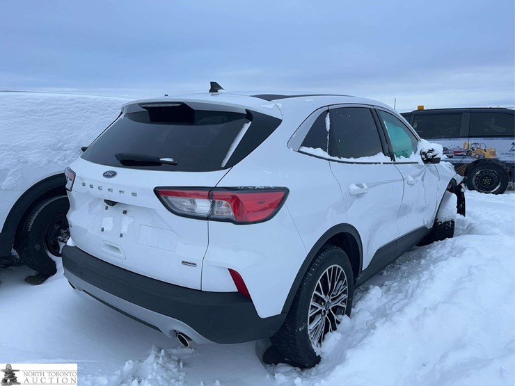 2022-ford-escape-se-image-4