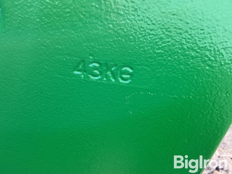 2024-john-deere-8r-370-image-17