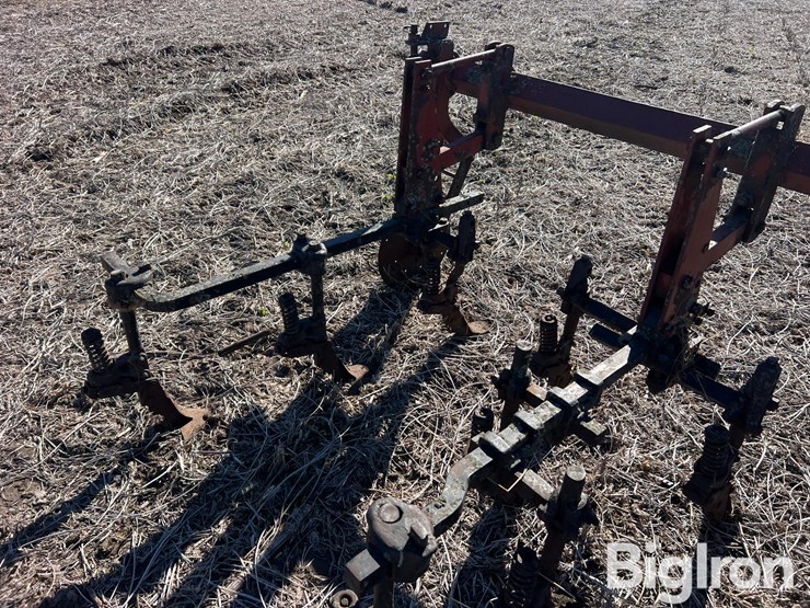 3-pt-4-row-cultivator-image-18