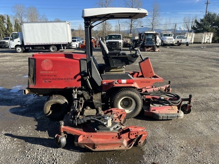 2011-toro-groundsmaster-4000d-4wd-rotary-mower-image-3