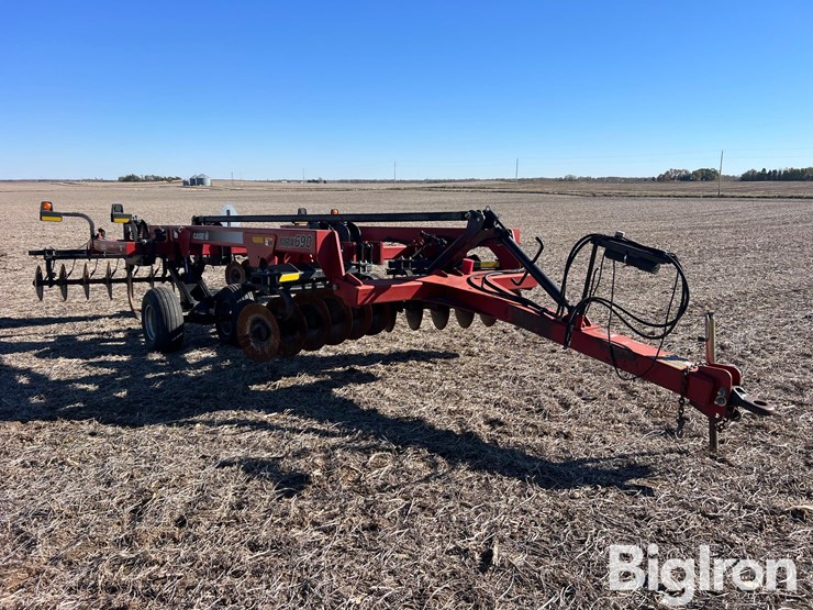 case-ih-mrx690-image-3