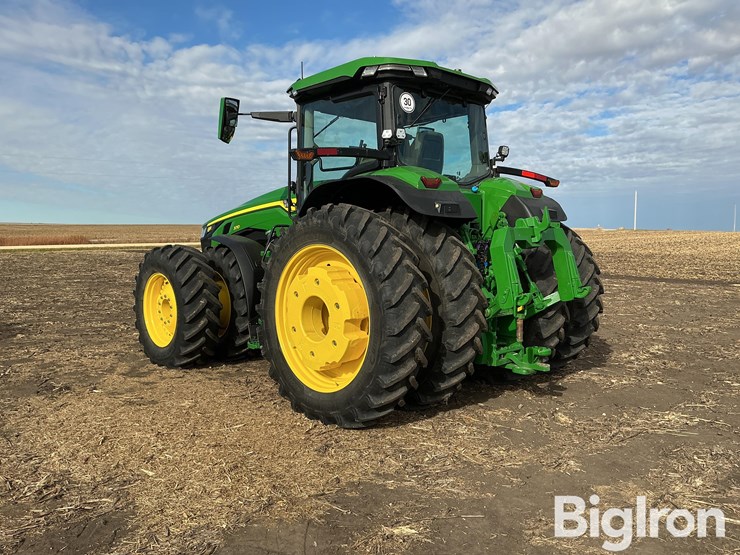 2024-john-deere-8r-370-image-7