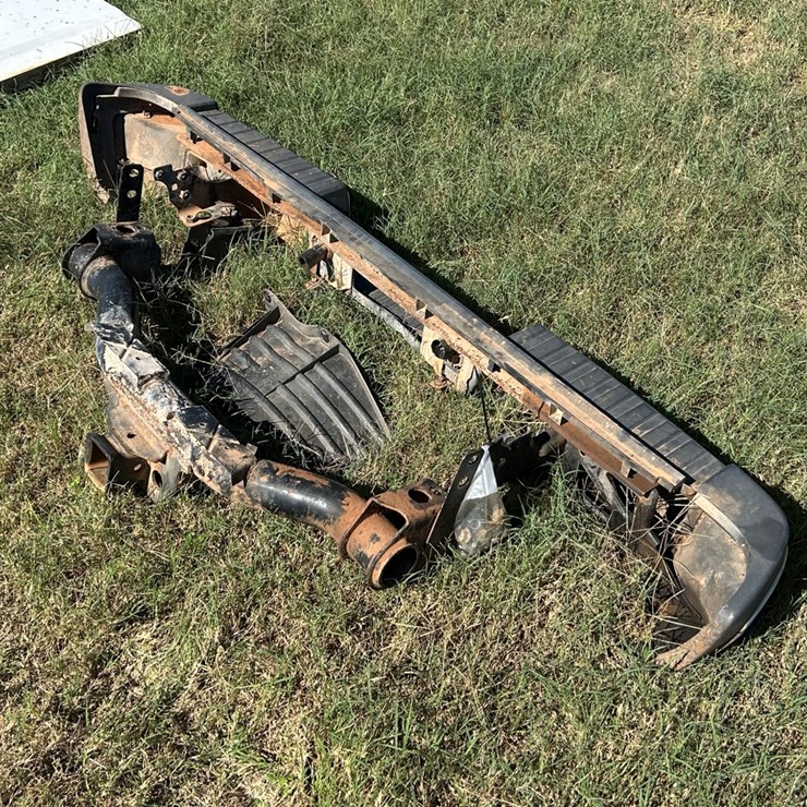 #60 • Chevrolet Bumper