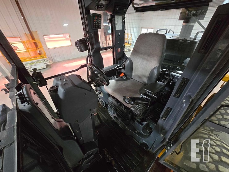 2020-deere-670gp-image-14