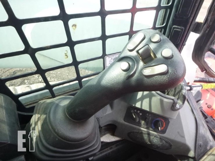 2018-bobcat-t770-image-11