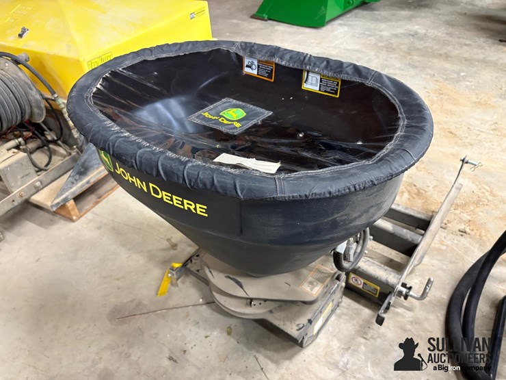 john-deere-gator-image-1