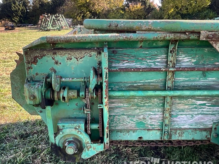 john-deere-manure-spreader-image-23