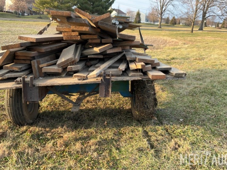 16ft.-hay-rack-on-running-gear-image-20