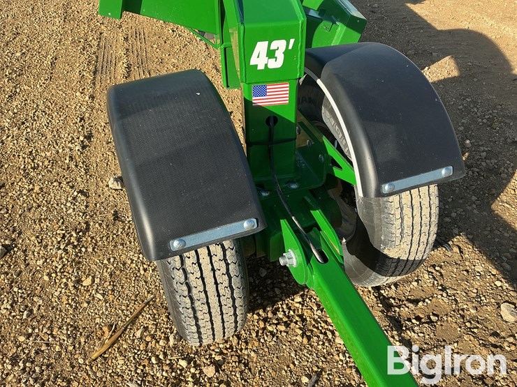 2023-dose-headhunter-classic-43’-head-trailer-image-12