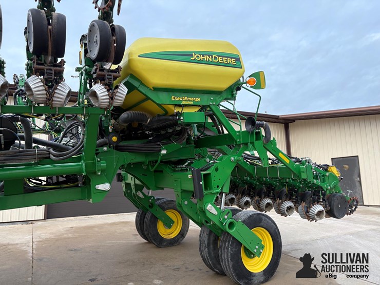 2019-john-deere-1795-image-11
