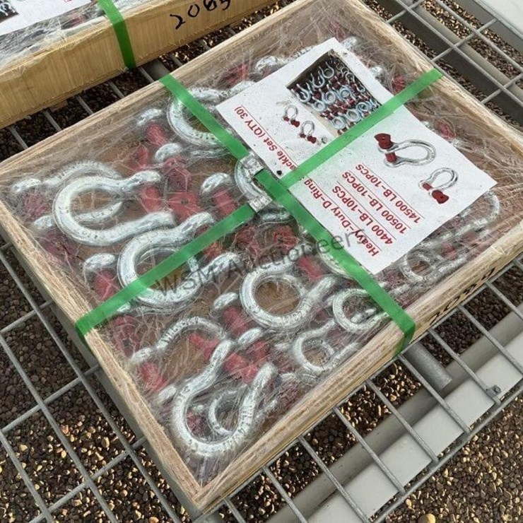 (30) HEAVY DUTY SHACKLES