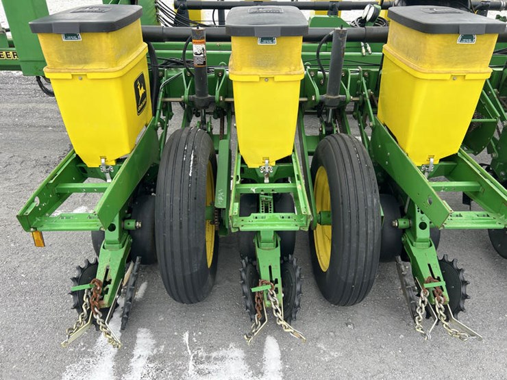 john-deere-1770-image-35