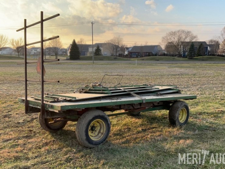 14ft.-hay-rack-on-john-deere-running-gear-image-6