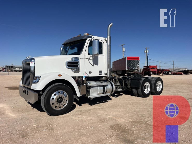 2022-freightliner-coronado-122-sd-image-1