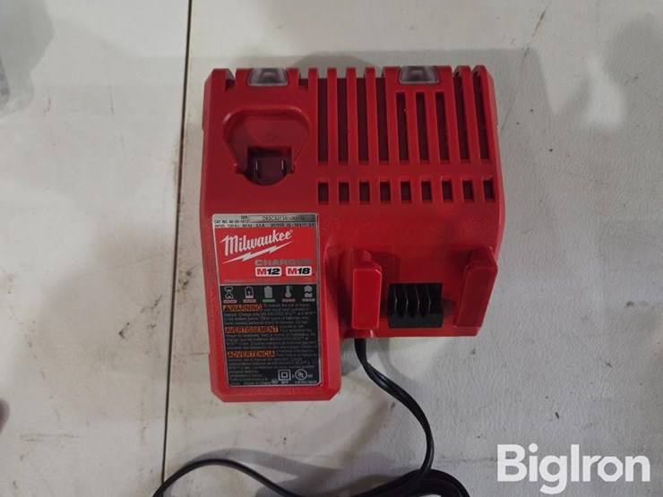 milwaukee-red-lithium-xc5.0-batteries-w/charger-image-9