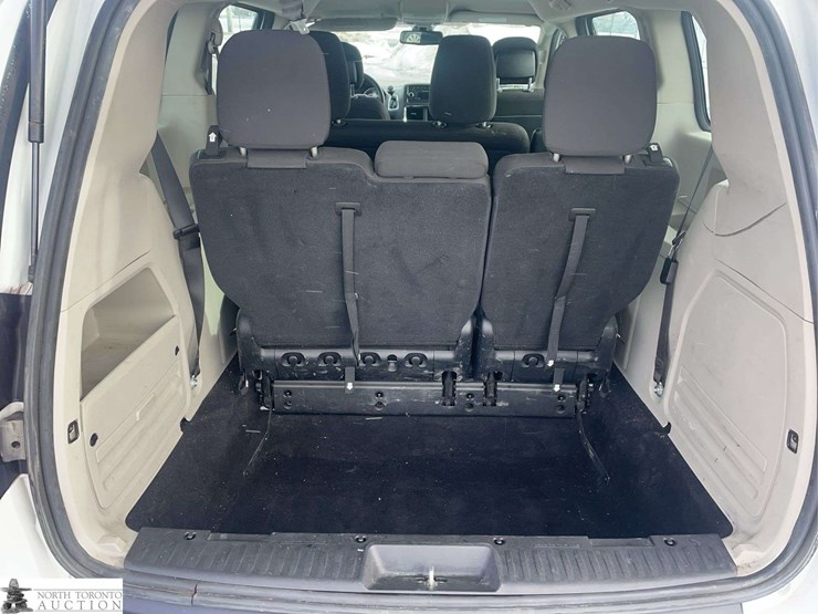 2020-dodge-grand-caravan-se-image-26