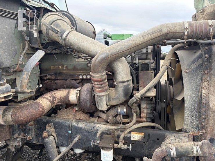 1992-freightliner-fld120-image-14