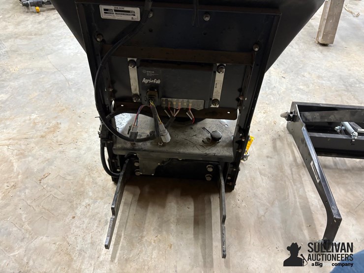 john-deere-gator-image-9