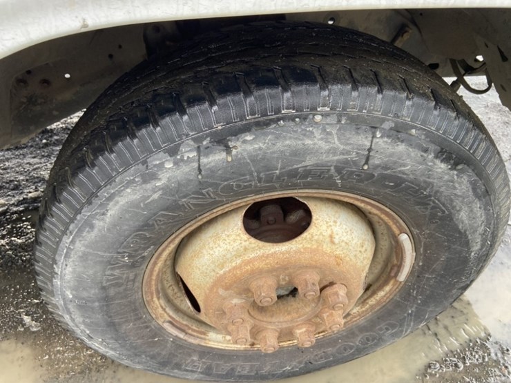 1990-dodge-ram-350-image-13