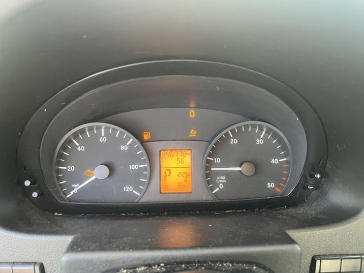 2016-freightliner-sprinter-3500-image-27