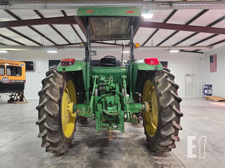 john-deere-6220-image-8