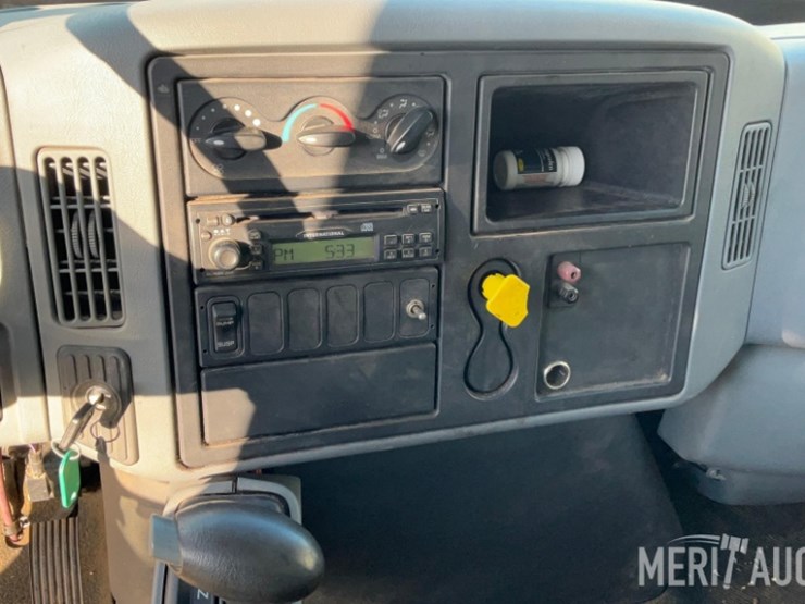 2007-international-durastar-4300-image-47