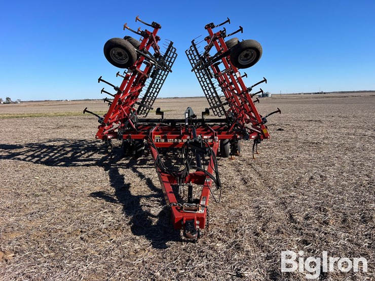 2014-case-ih-200-image-2