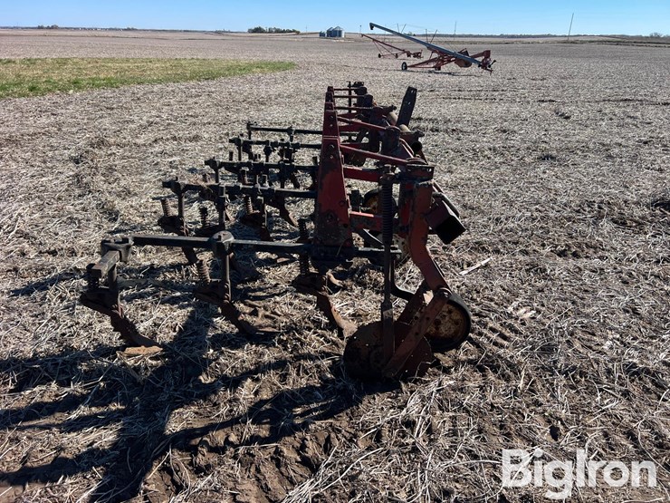 3-pt-4-row-cultivator-image-4