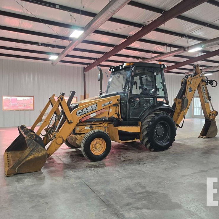 2013 CASE 580N
