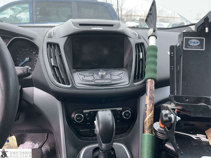 2013-ford-escape-se-image-14