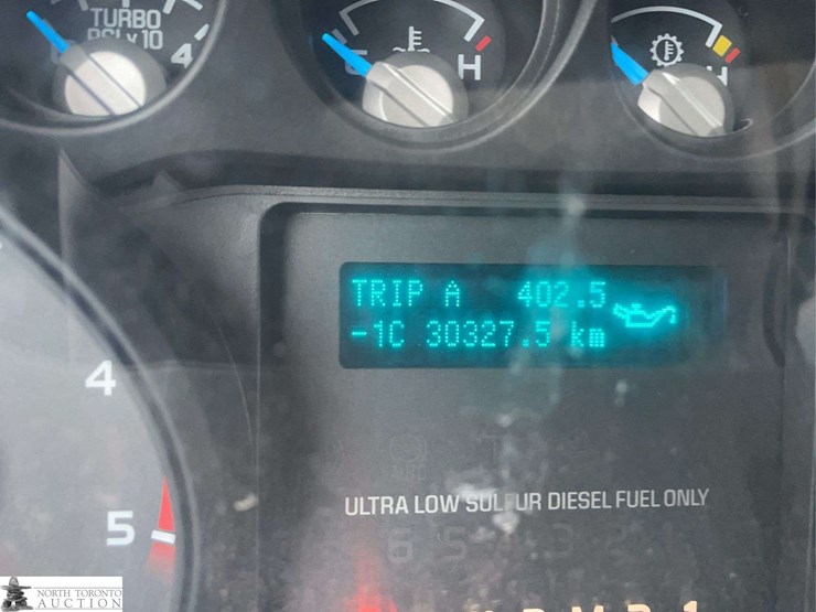 2011-ford-f250-image-13