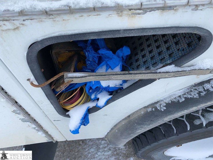 2013-ford-f450-image-37