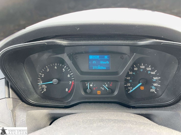 2016-ford-transit-image-15