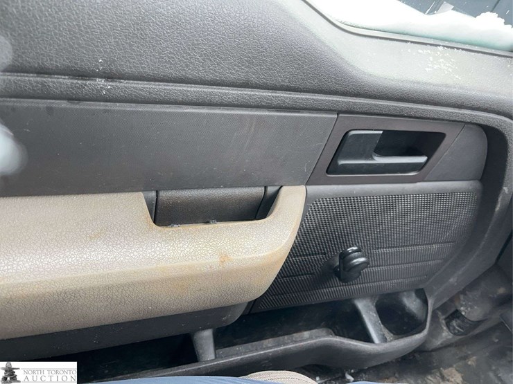 2010-ford-f150-image-22