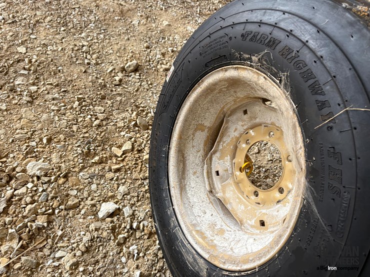 mrl-9.5l-15-tire-on-6-bolt-rim-image-8