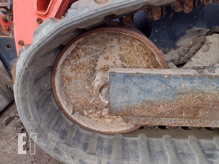 2019-kubota-svl95-2s-image-26