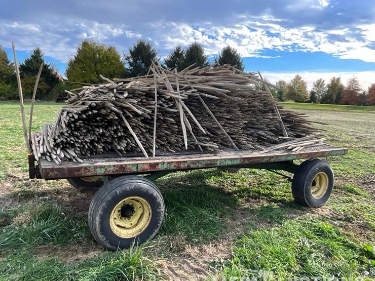 hay-rack-on-john-deere-running-gear-image-5