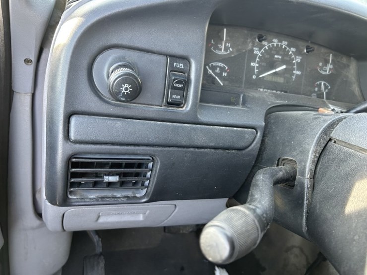 1997-ford-f250-image-28