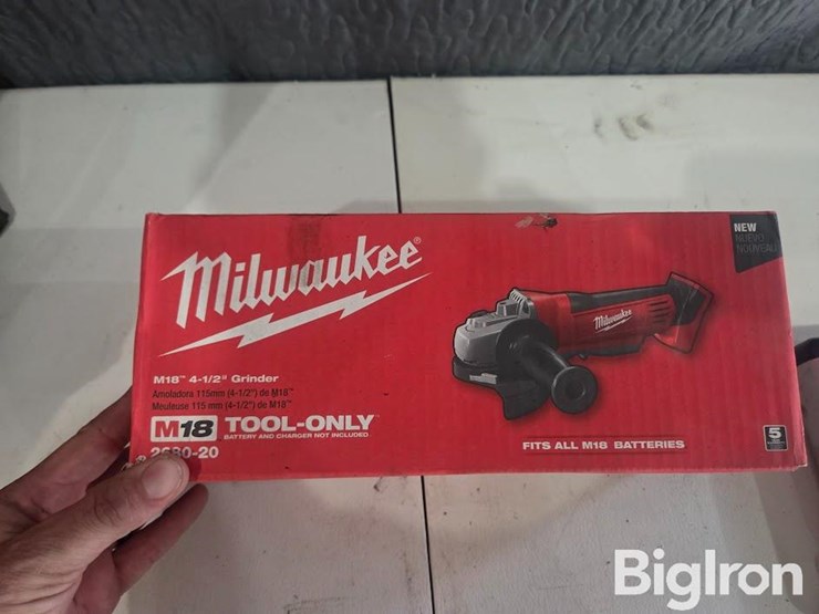 milwaukee-battery-operated-tools-image-17